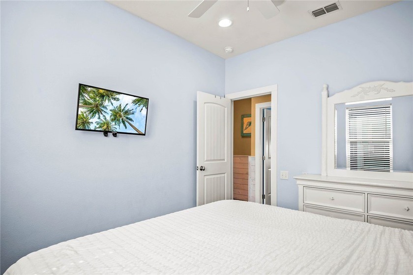 Welcome to your Gulf Coast escape! Nestled in the desirable - photo 14