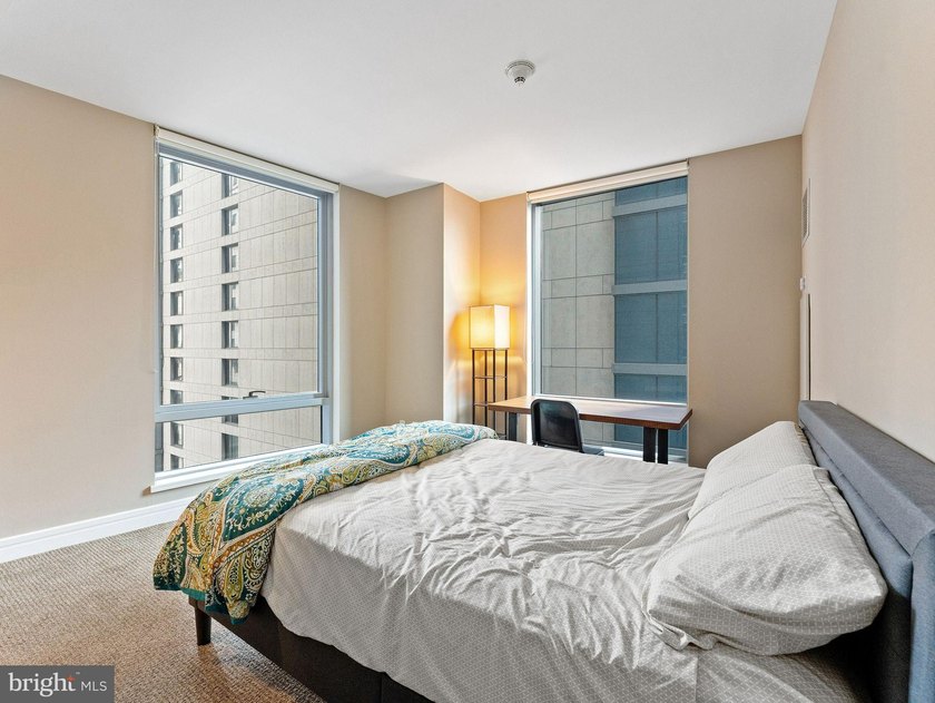 Luxury Living at The Ritz-Carlton Residences | Furnished | Prime - photo 18
