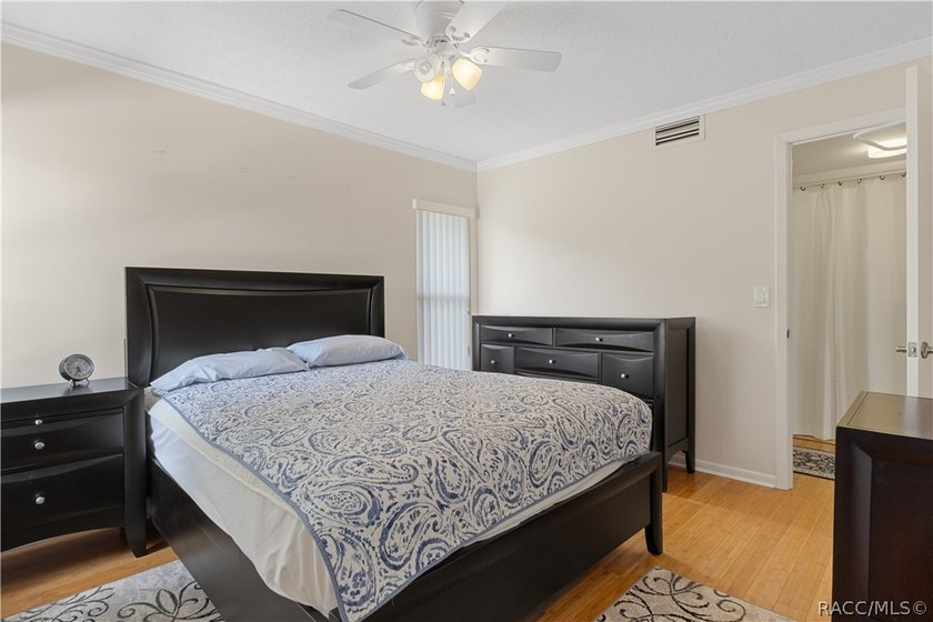 Maintenance Free Living! HOA includes Wi-Fi, basic cable, water - photo 30