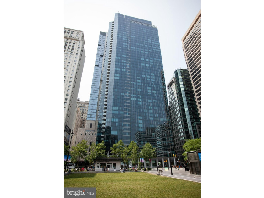 Luxury Living at The Ritz-Carlton Residences | Furnished | Prime - photo 30