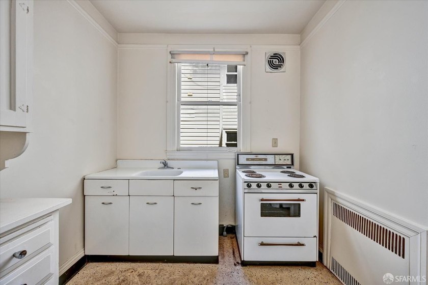 A great opportunity to restore a rare piece of San Francisco - photo 10