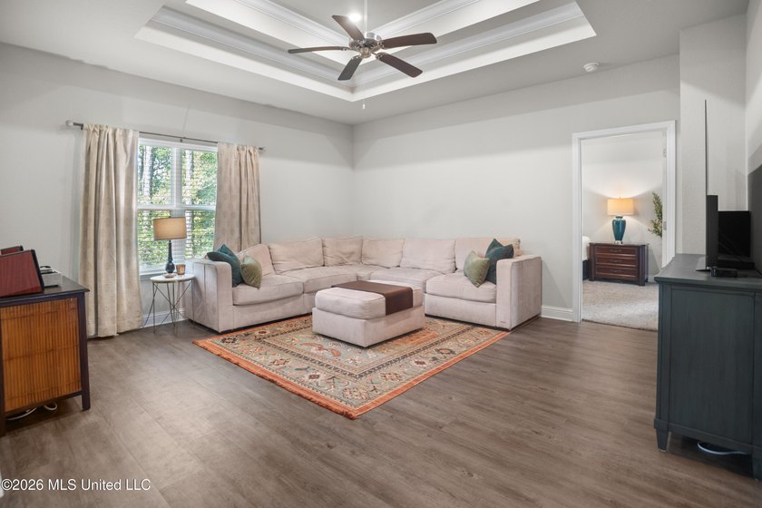 Welcome to this inviting home, where comfort meets thoughtful - photo 3