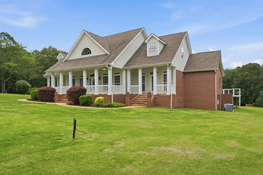 $100,000 below current appraisal pricel! Creates equity to the - photo 5
