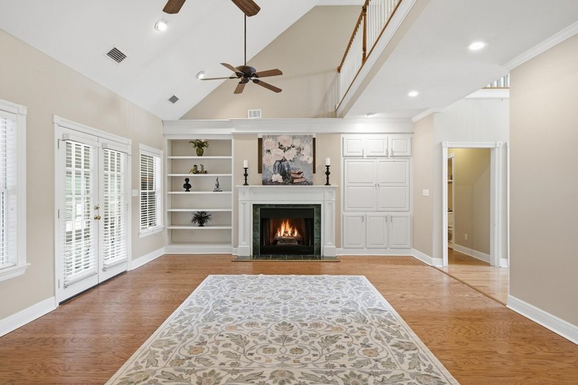 $100,000 below current appraisal pricel! Creates equity to the - photo 9