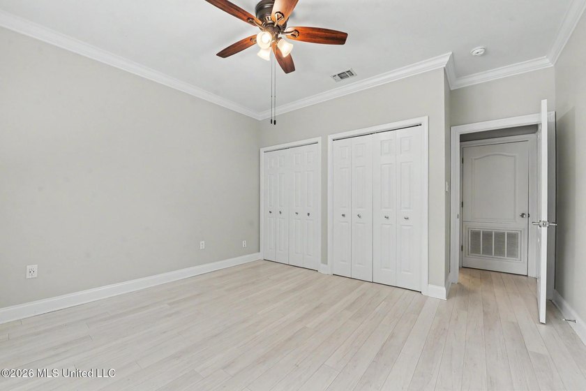 Welcome to effortless coastal living in the heart of Bay St - photo 18