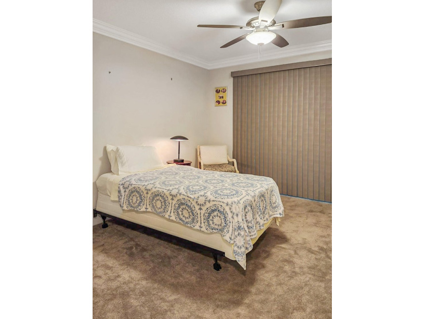 UPDATED! UPDATED! UPDATED! NEWLY RENOVATED CORNER UNIT ON THE - photo 19