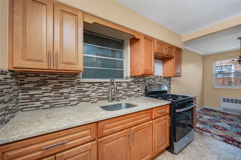 Spacious , legal two family home . Great potential for investors - photo 25