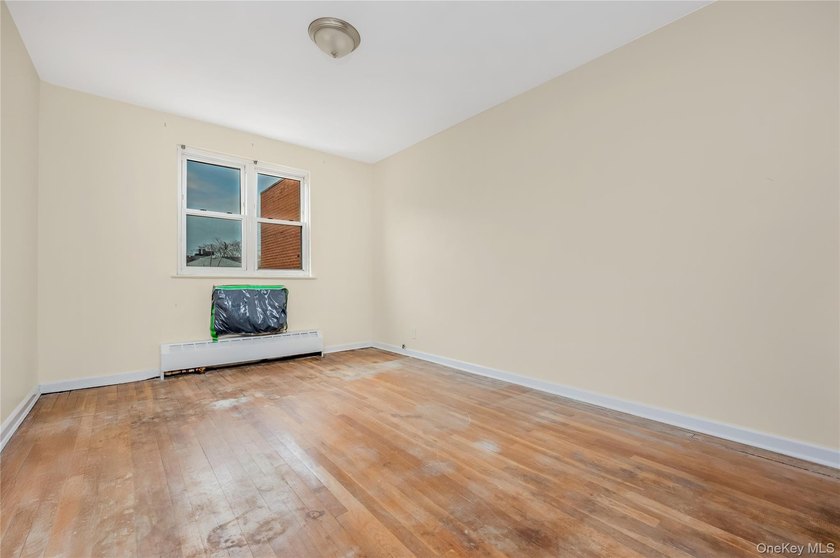 Spacious , legal two family home . Great potential for investors - photo 27