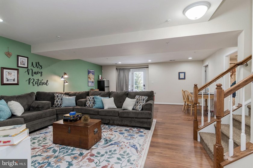 The Seller IS ACCEPTING Back-up offers. This house is still - photo 31
