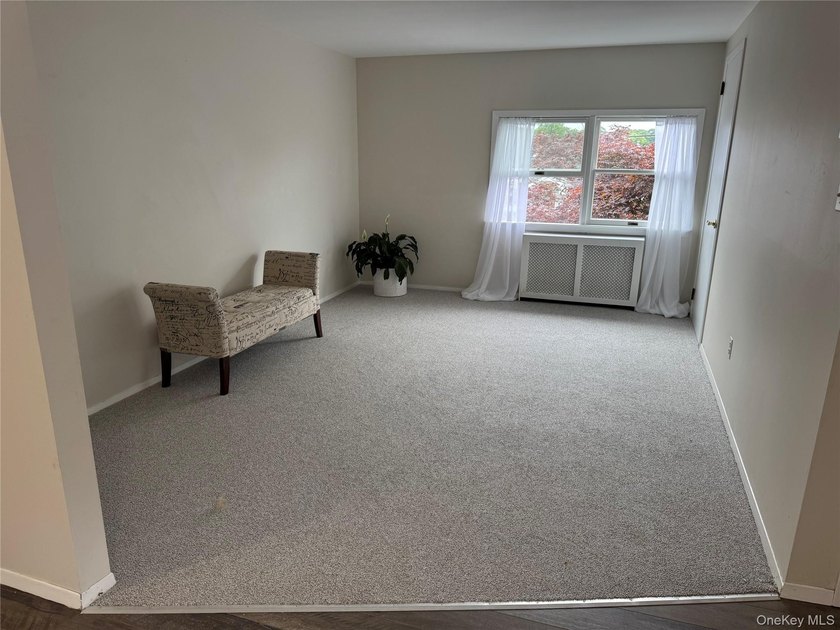 Newly renovated home with a 2nd floor apartment! This cheerful - photo 14
