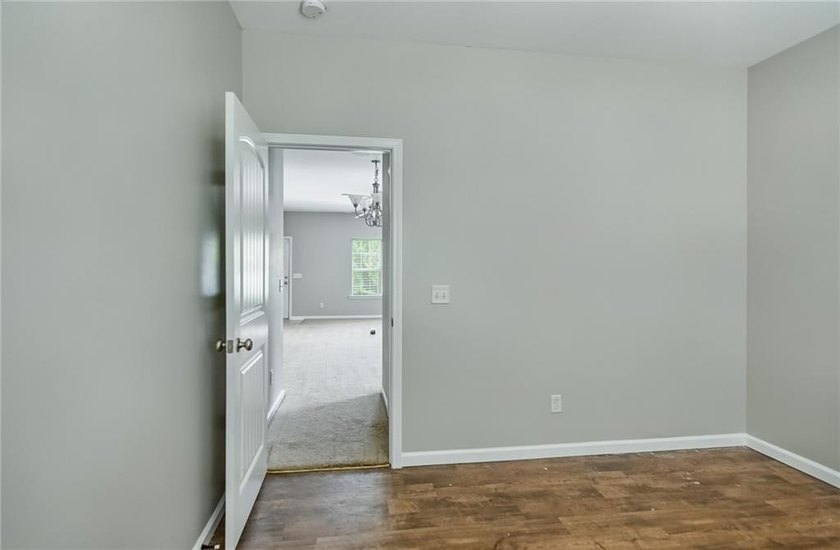 Nestled in the established neighbor of Winding River, this - photo 21