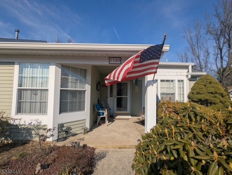 Savoy Model, approximately 1394 SqFt. One floor living, 2 - photo 5