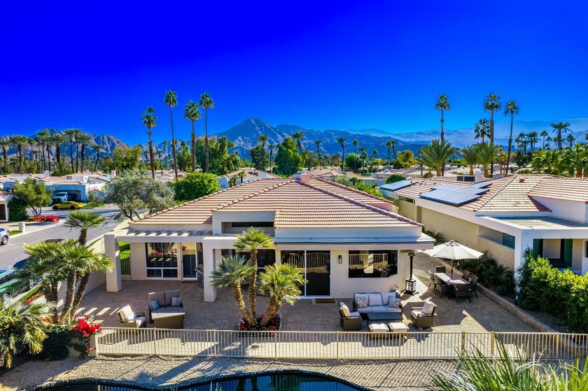 Furnished ~ Golf Cart Included ~ Expansive Lot and Lake Views!~ - photo 4