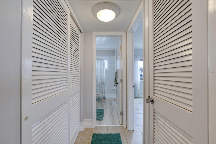 Updated move-in ready, this beautiful condo on the Ormond Beach - photo 15
