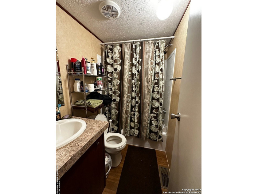 Welcome to the highly desired Waterwood subdivision in the Sandy - photo 16
