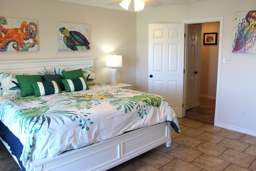 Welcome to 143 Lakeshore Drive, an exquisite waterfront oasis on - photo 22