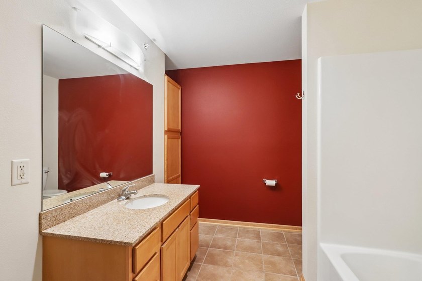 Price Reduced! Midtown Commons Neighborhood! Discover perfect - photo 28