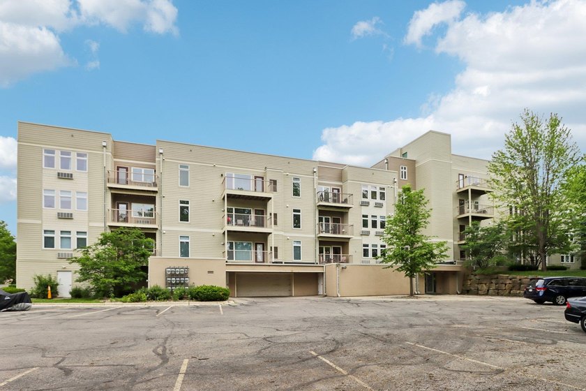 Price Reduced! Midtown Commons Neighborhood! Discover perfect - photo 33