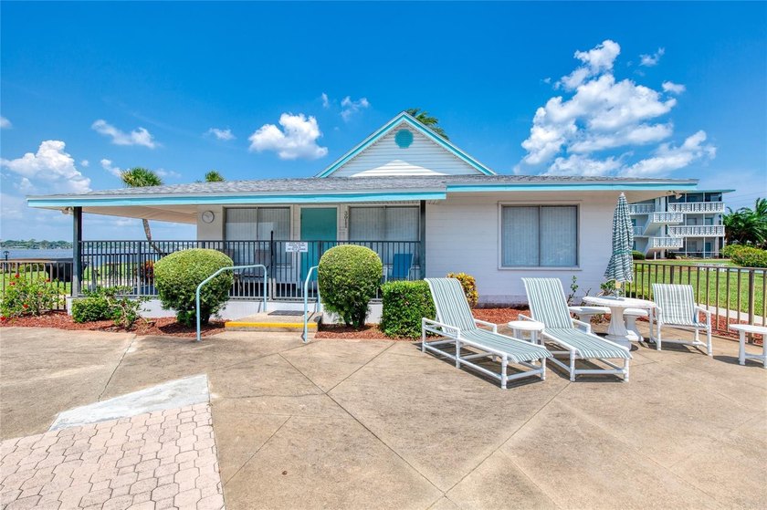 Updated move-in ready, this beautiful condo on the Ormond Beach - photo 38