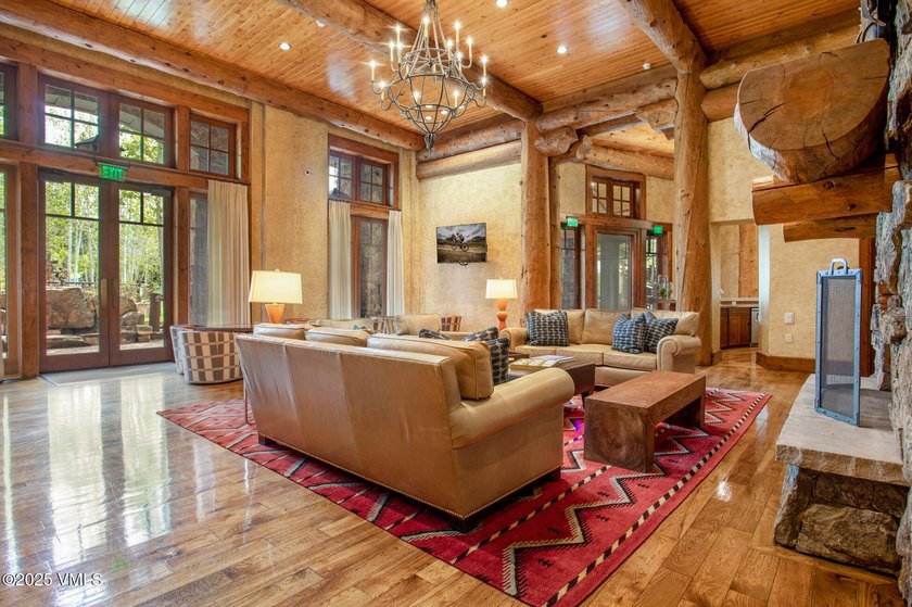 This is a 3 bedroom residence at the Bachelor Gulch with a large - photo 38
