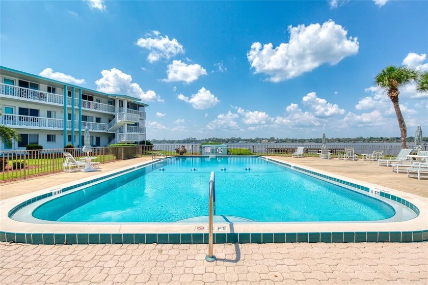 Updated move-in ready, this beautiful condo on the Ormond Beach - photo 39