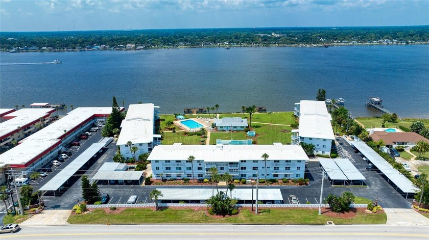 Updated move-in ready, this beautiful condo on the Ormond Beach - photo 46