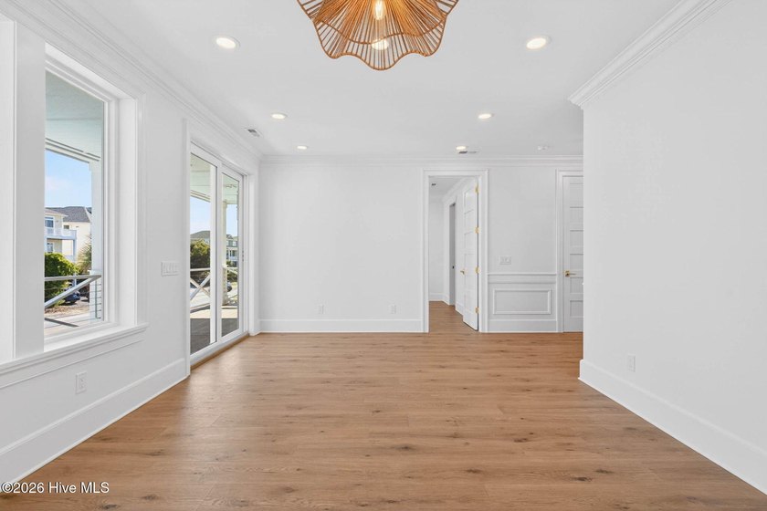 THIS IS WHAT YOU HAVE BEEN WAITING FOR!!!!! Located in the heart - photo 18