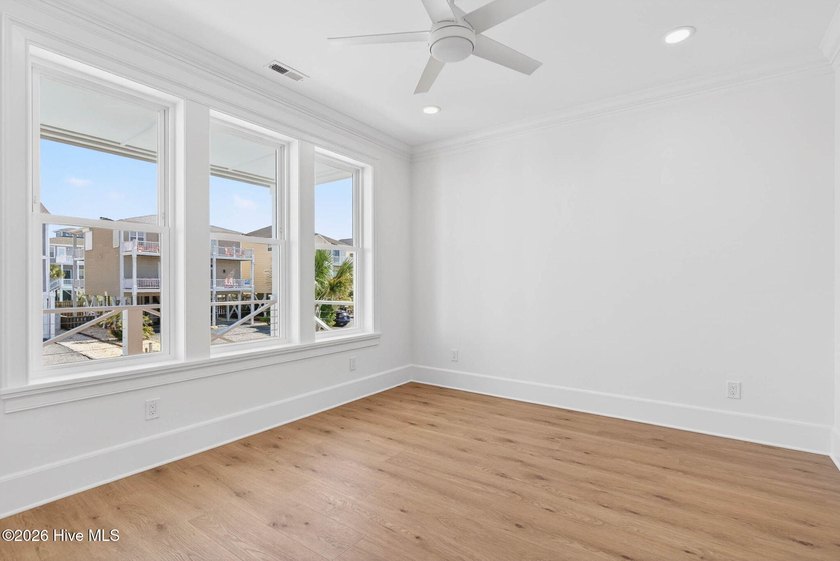 THIS IS WHAT YOU HAVE BEEN WAITING FOR!!!!! Located in the heart - photo 22