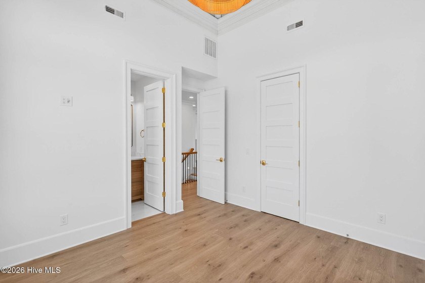 THIS IS WHAT YOU HAVE BEEN WAITING FOR!!!!! Located in the heart - photo 36
