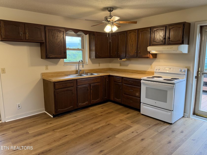 Wonderful lake views welcome you to this charming home situated - photo 8
