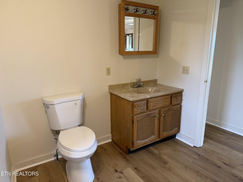 Wonderful lake views welcome you to this charming home situated - photo 10