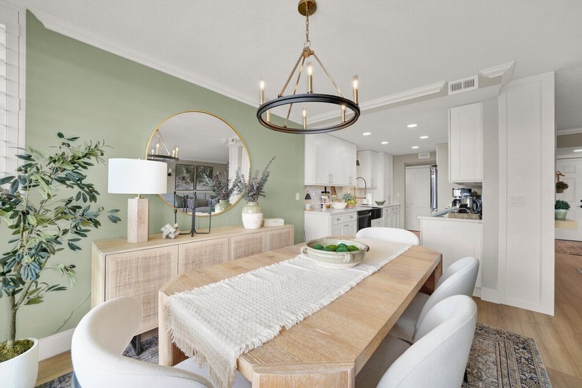 Welcome to this beautifully renovated 2 bedroom, 2 bathroom - photo 9
