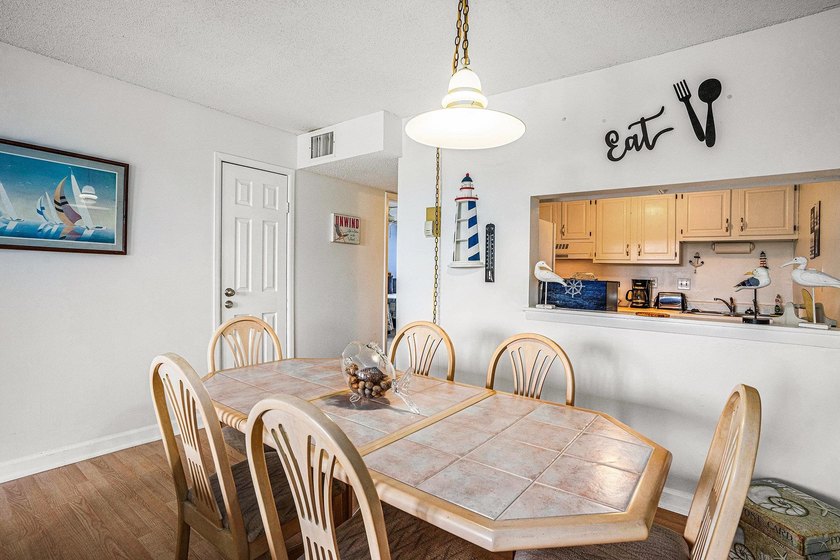 Welcome to Holiday Tower! This 2 bedroom, 2 bath condo would - photo 11
