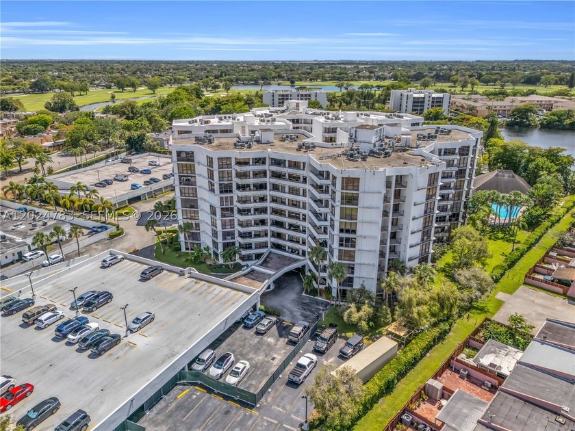 Live in the largest corner unit in a prestigious community of - photo 33