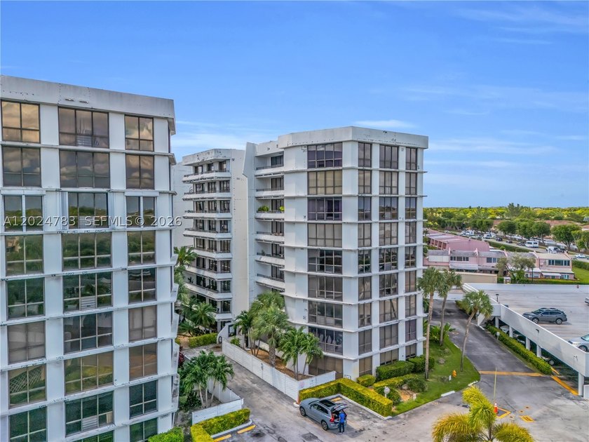 Live in the largest corner unit in a prestigious community of - photo 34