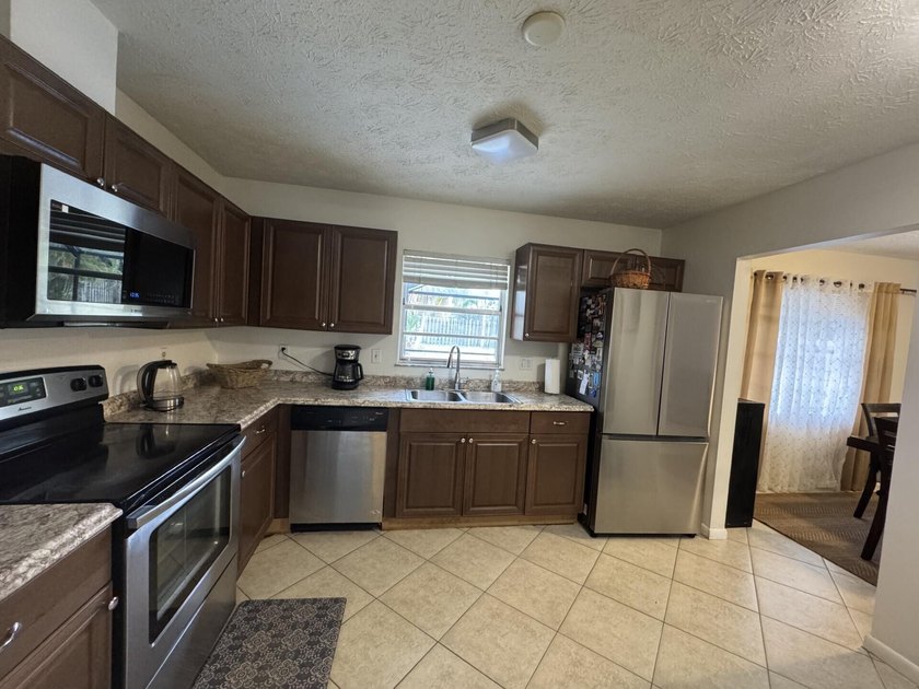 882 SE Walters Terrace - photo 10