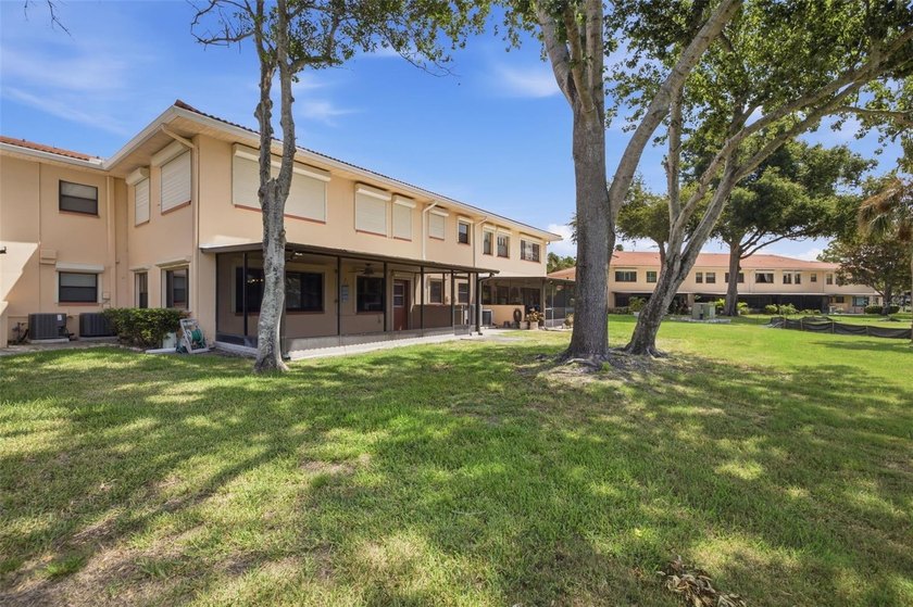 Start living the Florida life you've been dreaming of! This one - photo 31