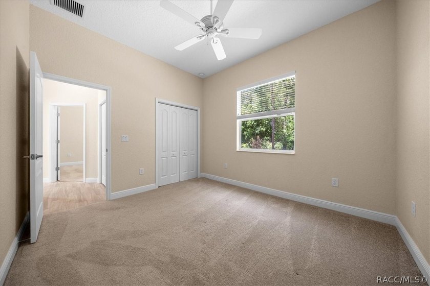 Perfectly positioned in the highly desirable Oak Village section - photo 22