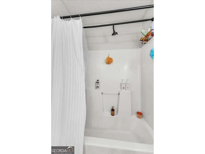Welcome home to this charming 3-bedroom, 2-bath home in the - photo 23