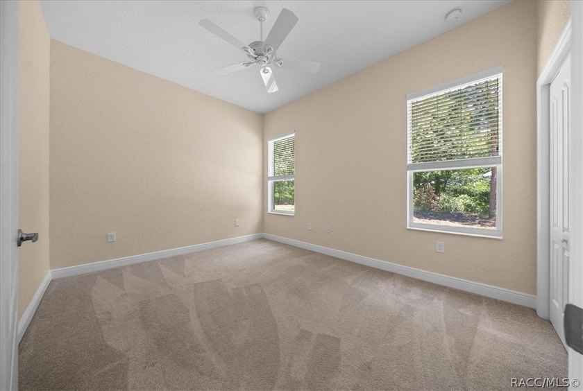 Perfectly positioned in the highly desirable Oak Village section - photo 24