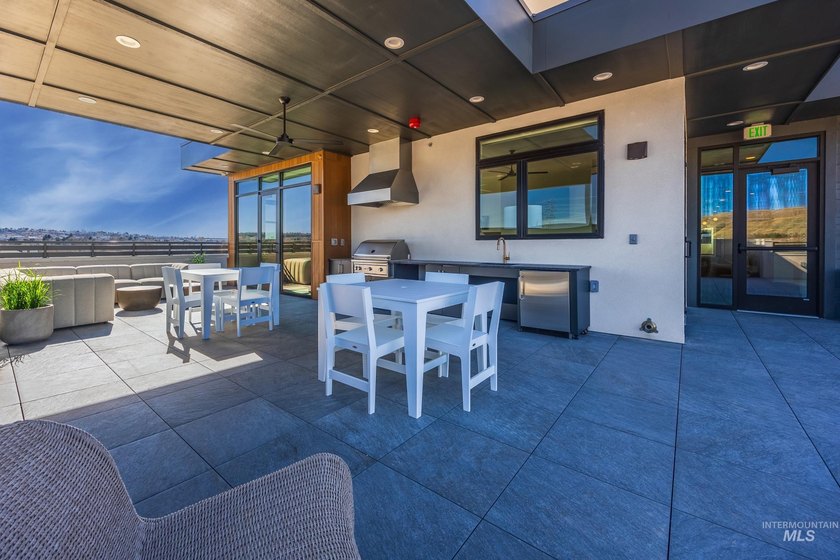 Open Weds &amp; Sat 12-2! Residence 210 at The Murray - Discover - photo 26