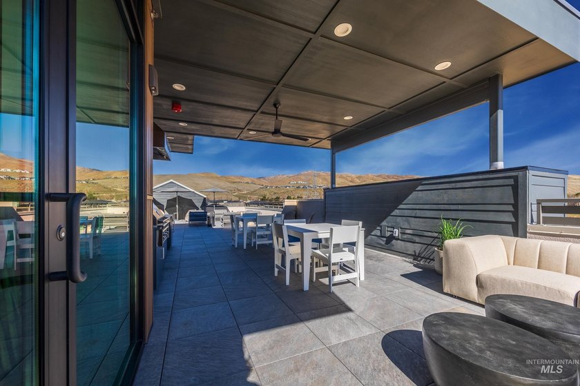 Open Weds &amp; Sat 12-2! Residence 210 at The Murray - Discover - photo 27