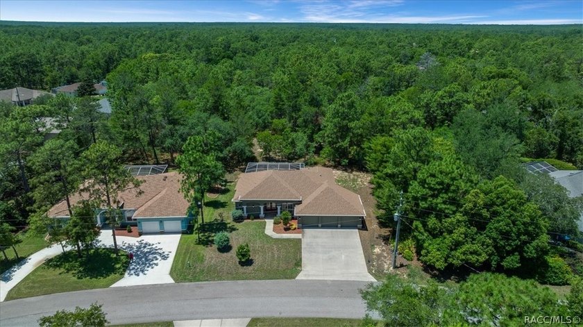 Perfectly positioned in the highly desirable Oak Village section - photo 34