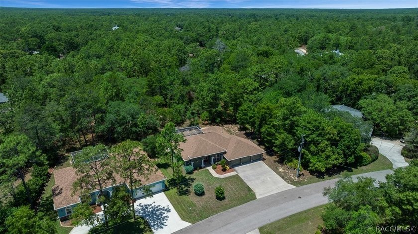 Perfectly positioned in the highly desirable Oak Village section - photo 35
