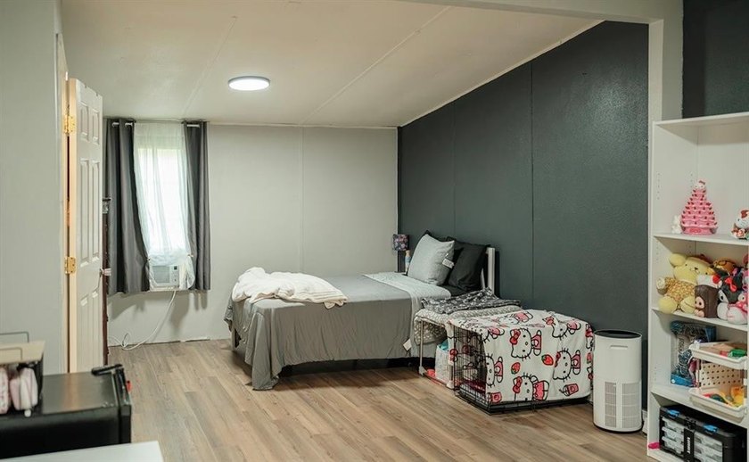 ***Motivated seller, please bring all offers!*** Welcome to your - photo 13