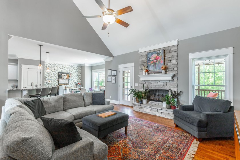 Welcome to this Beautifully designed home, built on 2017 - photo 14