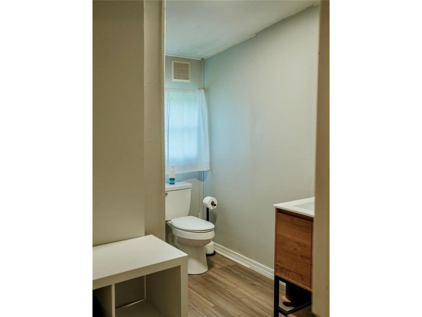 ***Motivated seller, please bring all offers!*** Welcome to your - photo 16