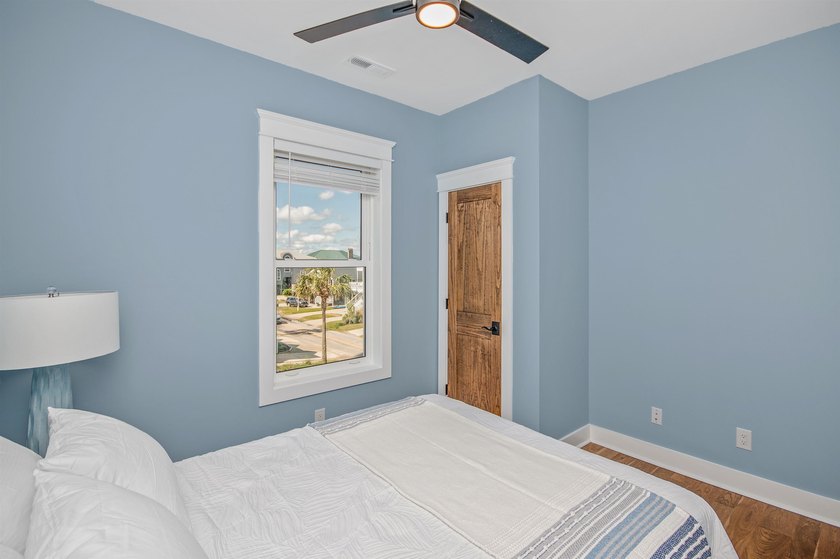 Amazing opportunity for exquisite island living! Located in the - photo 19