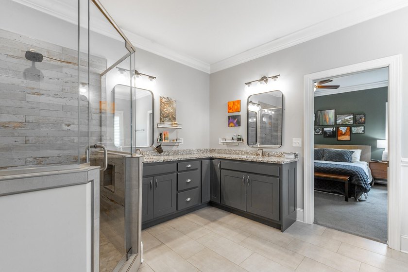 Welcome to this Beautifully designed home, built on 2017 - photo 42
