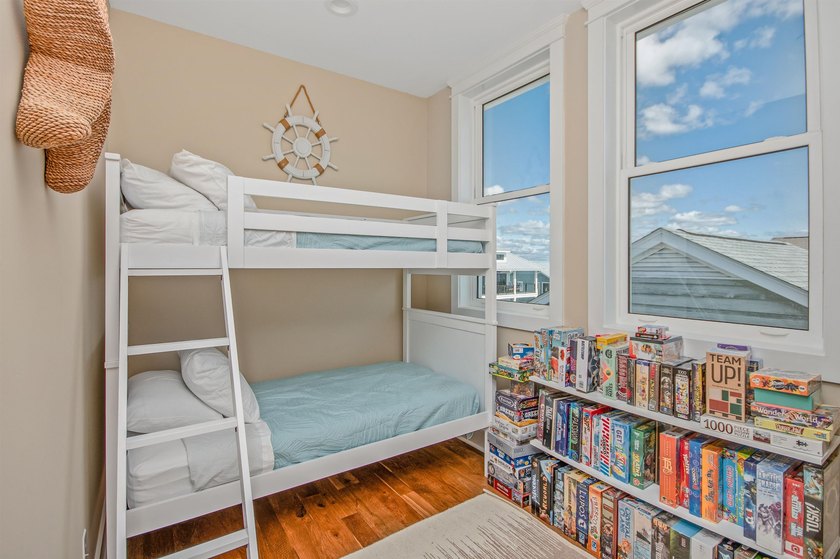 Amazing opportunity for exquisite island living! Located in the - photo 42